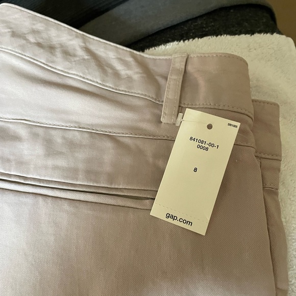 New with tags light light pink gap khakis - Picture 3 of 3